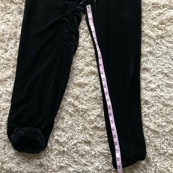 Saks Fifth Avenue velvet pull-on drawstring Pants Black 6888 - Picture 4 of 7
